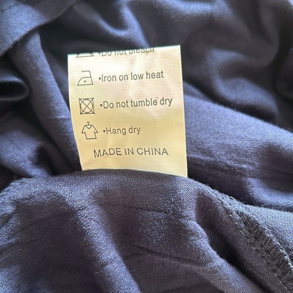 WNEEDU Dress with Pockets - Picture 8 of 8